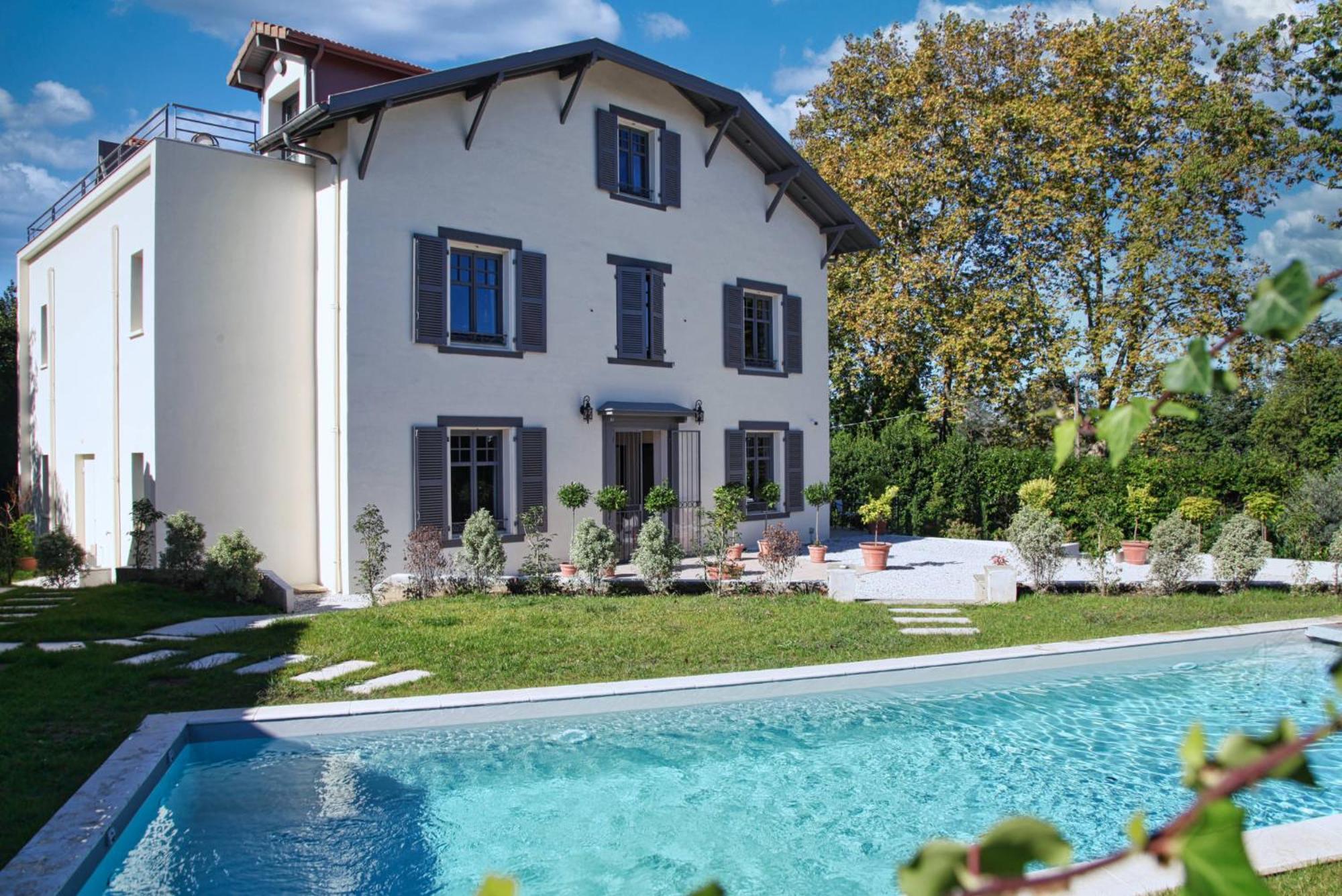 La Renaissance 4*