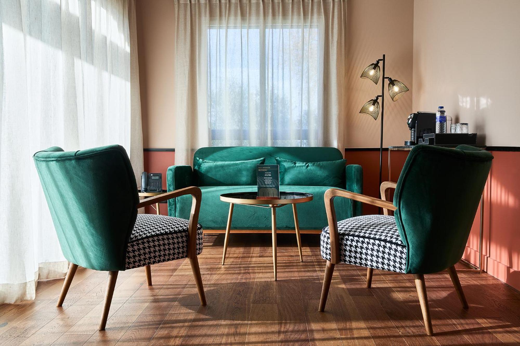 La Renaissance 4* Bayona
